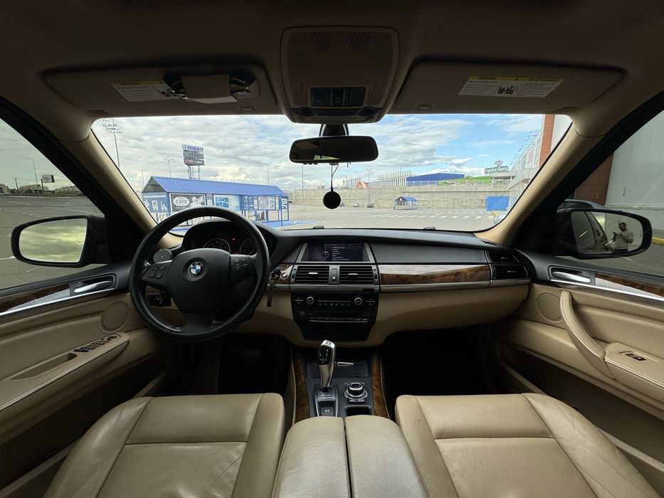 Продам BMW X5 E70 2012