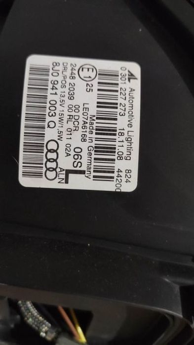 farol esquerdo Audi TTS bi-xenon led diurno