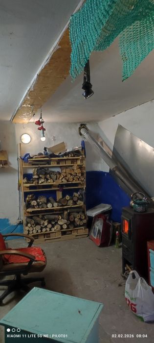 Продам два рядом стоящих гаража.