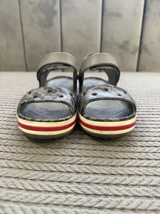 Босоніжки Crocs J3