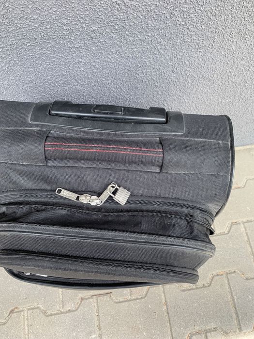 Walizka na kółkach wys.53 szer 36 gł.25