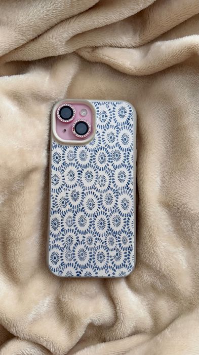 iPhone 15 cor de rosa, 256 GB.