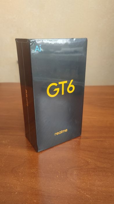 Продам Realme GT6 5G China 12/256gb white RMX3800 Snapdragon 8 gen 3 !