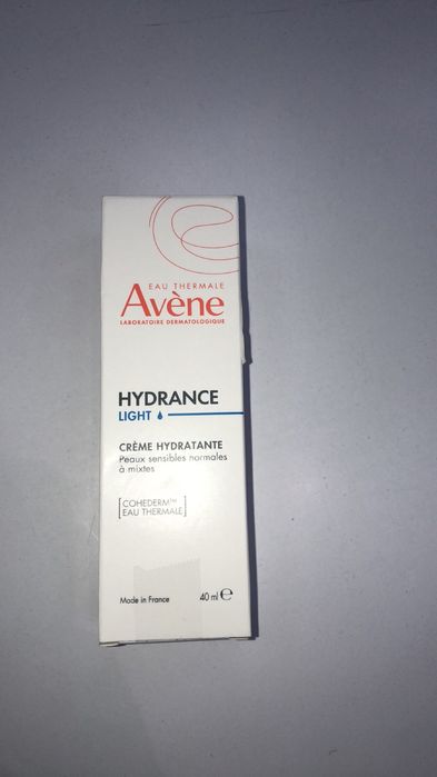 Avene, крем для чутливої шкіри.