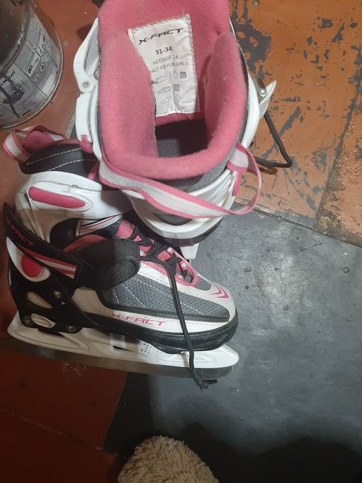 Продам конки для девочки