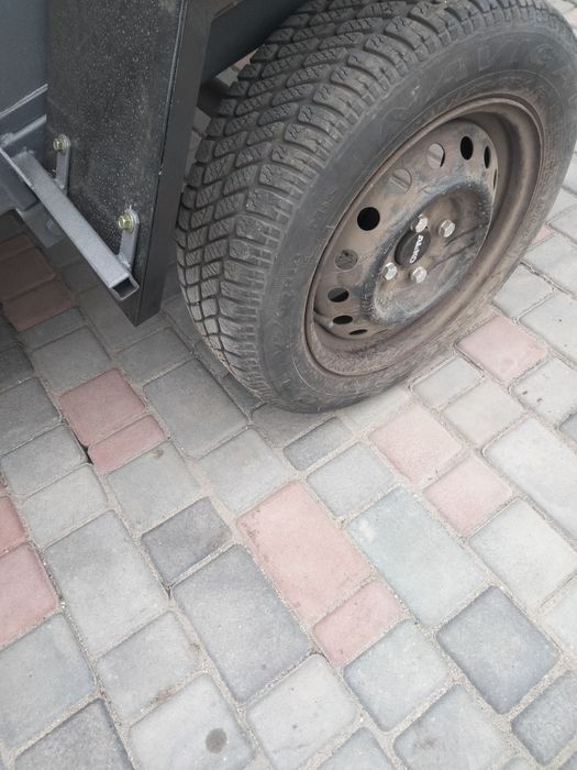 Прицеп до легкових авто