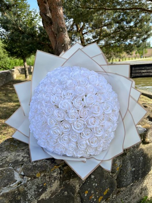 Букети Вау з мильних троянд - оригінальний подарунок коханій жінці