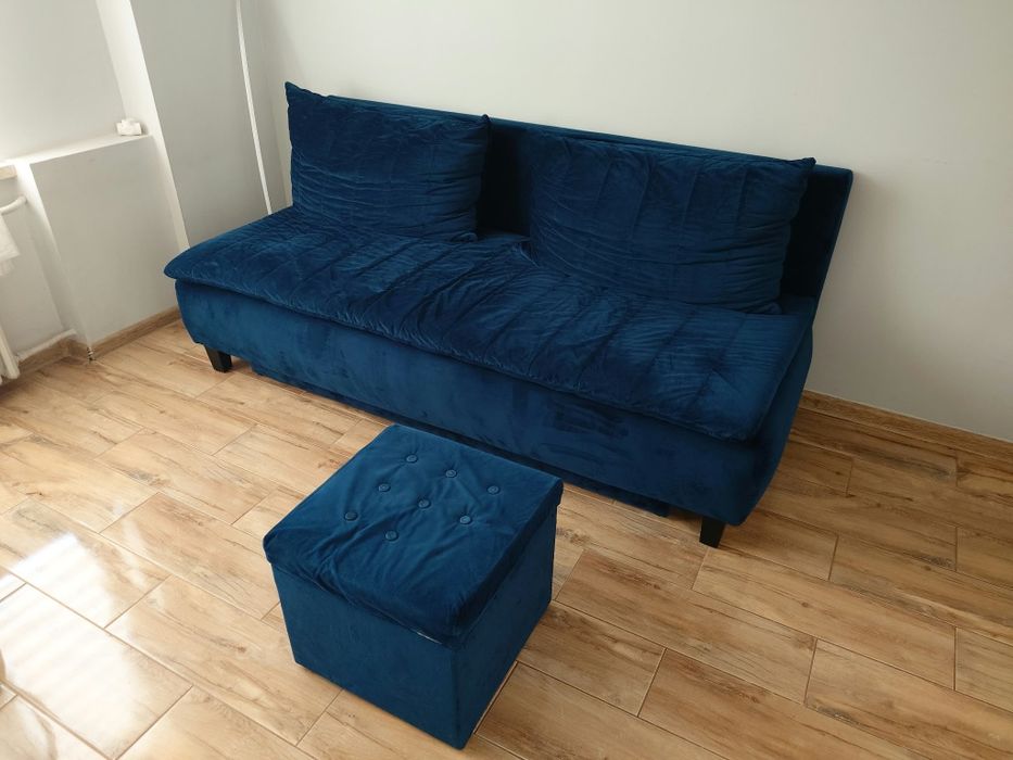 Sofa rozkładana 3-osobowa z pufem