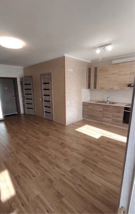 Продам двокімнатну квартиру Калинівка Фастівський райо ЖК. Калинатаун.