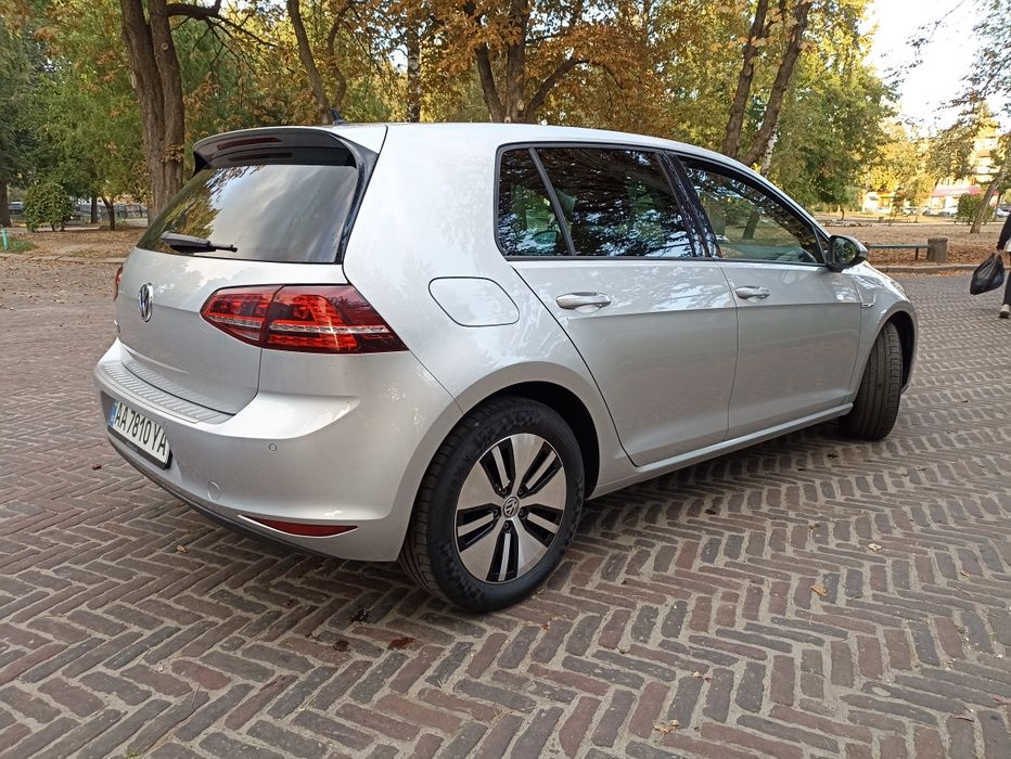 Volkswagen e-golf 2015