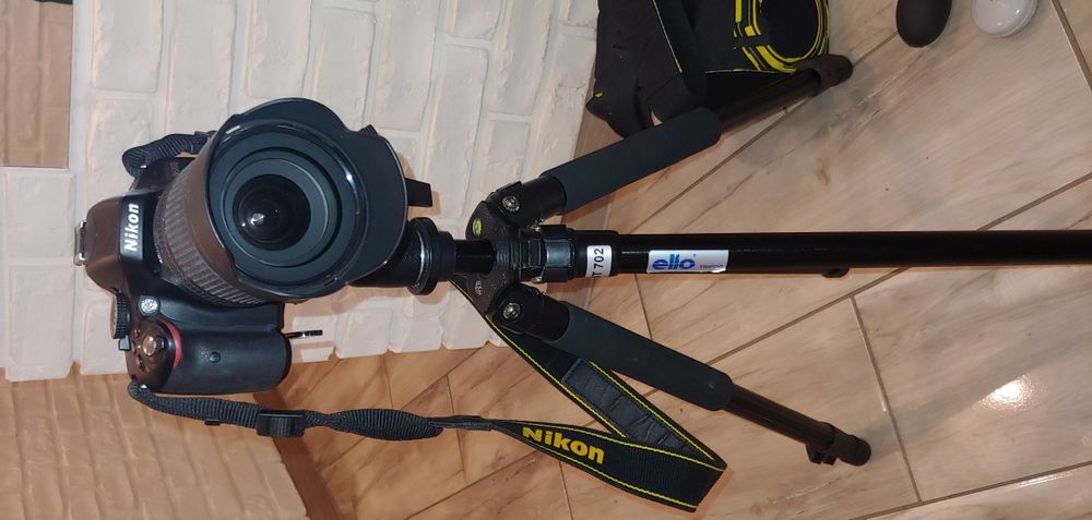 Nikon D5100 + dodatki mały przebieg