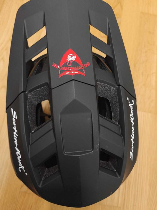 Capacete Replica dropframe marca SCOHIRO WORK