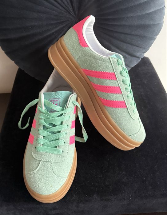 Śliczne miętowe sneakersy Adidas Gazelle