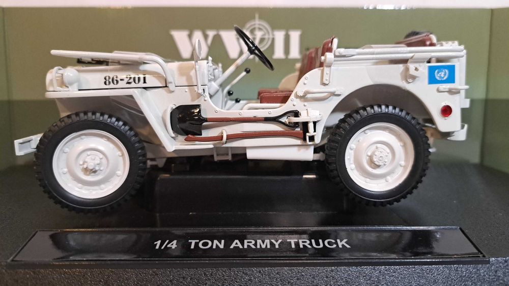 1/18 Willys 1.4 Ton army br - Welly