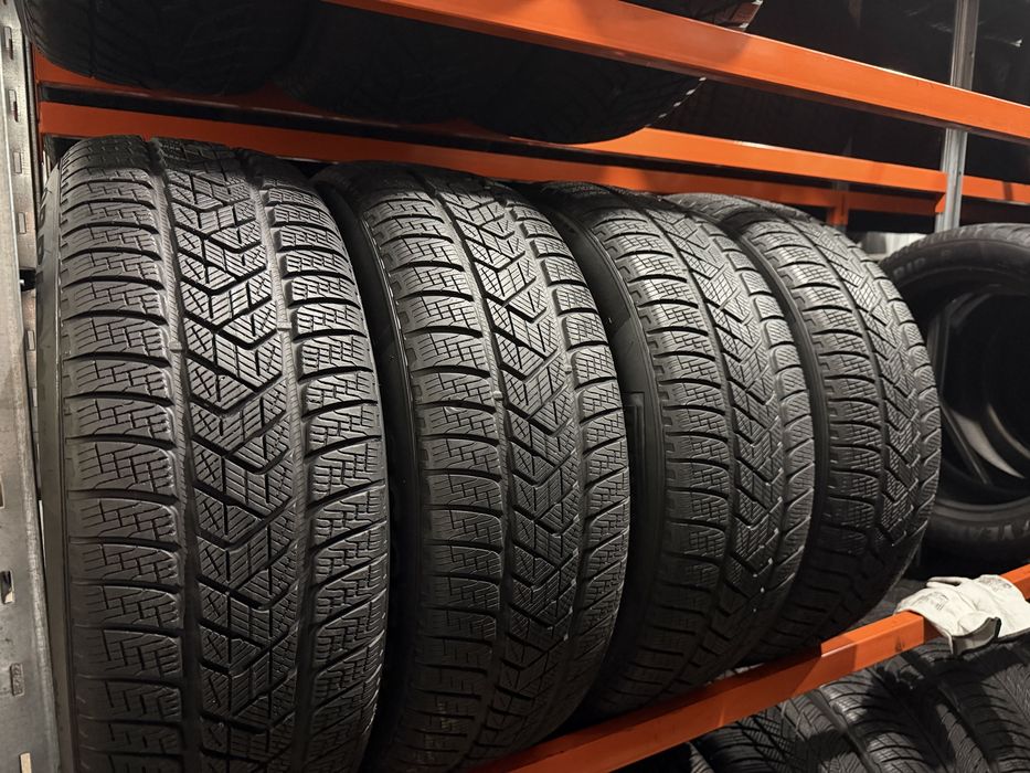 235/60 r19 Pirelli 4шт.