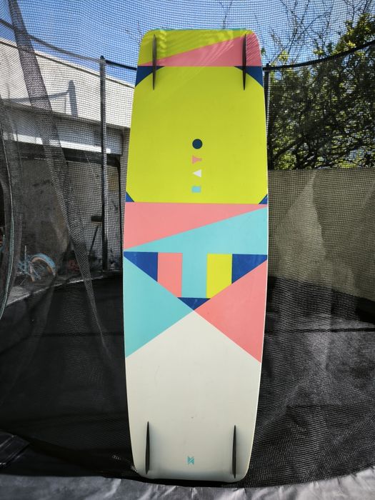 Prancha kitesurf Xenon Rayo 134x42 completa