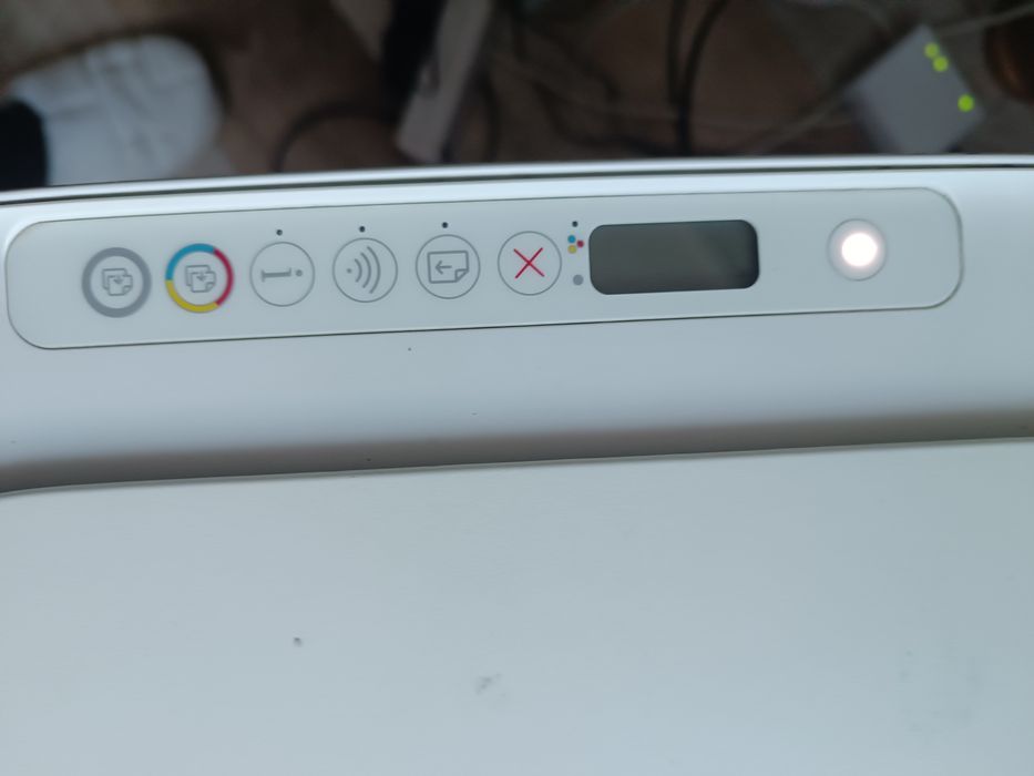 Продається багатофункціональний принтер HP DeskJet.