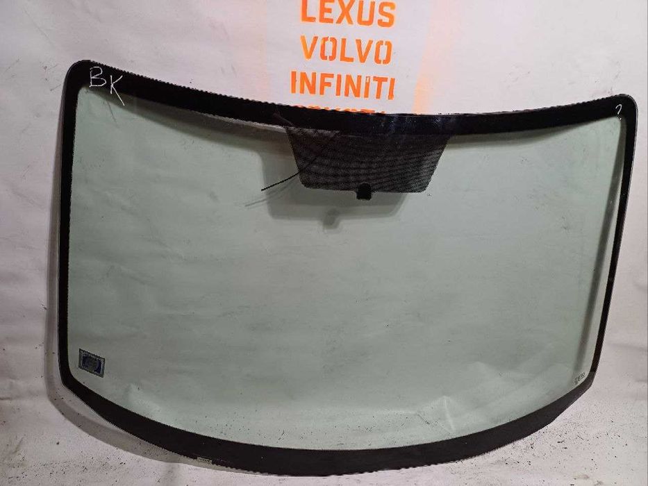 Лобовое стекло Mazda 3 BK 2002-2009 разборка