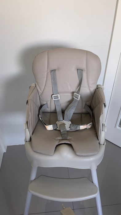 Vendo cadeira de alimentação