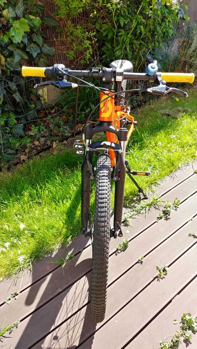 Scott Scale JR 24