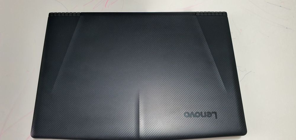 Продам свiй ноутбук Lenovo Legion Y520-15IKBM