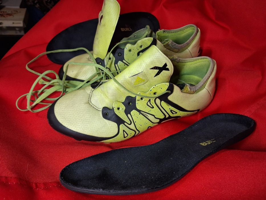 Футбольні бутси/Сороконіжки 39 р adidas