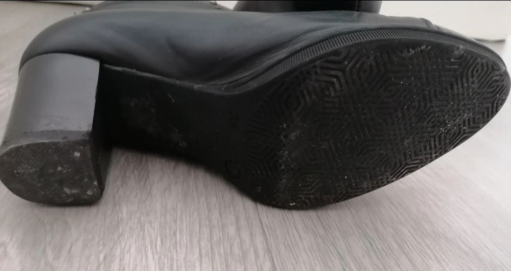 Botim Zenda como Novo