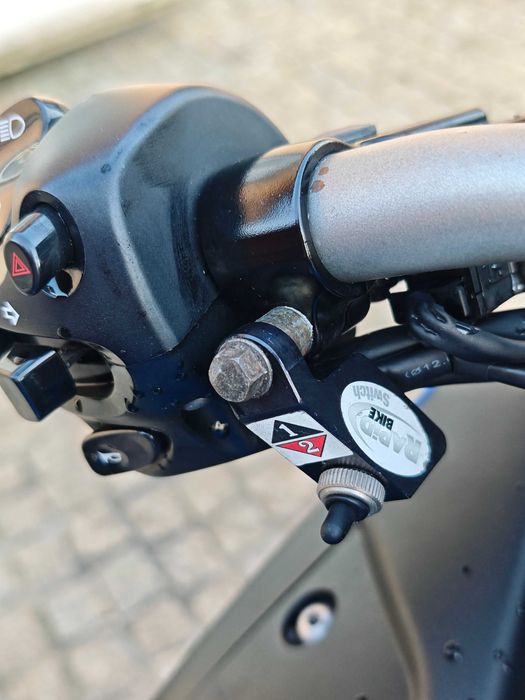 Yamaha XJ6 Diversion F de 2015, apenas 20500km