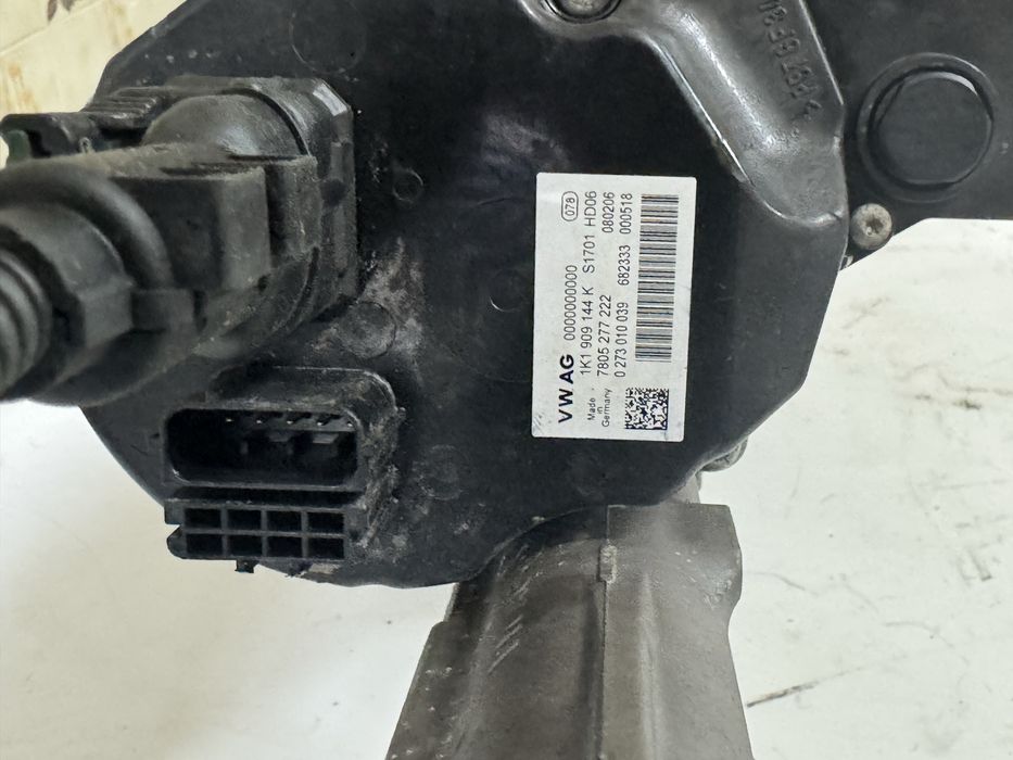 A3 8p caixa de direçāo