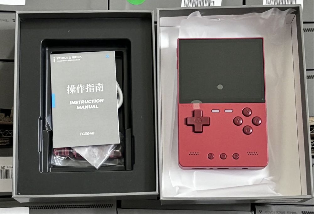 Trimui Brick Vermelho