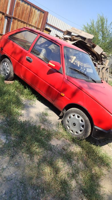 Продам машину Таврию