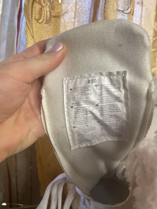 Коньки, ковзани дівчачі Tesco Stores LTD 39 розмір