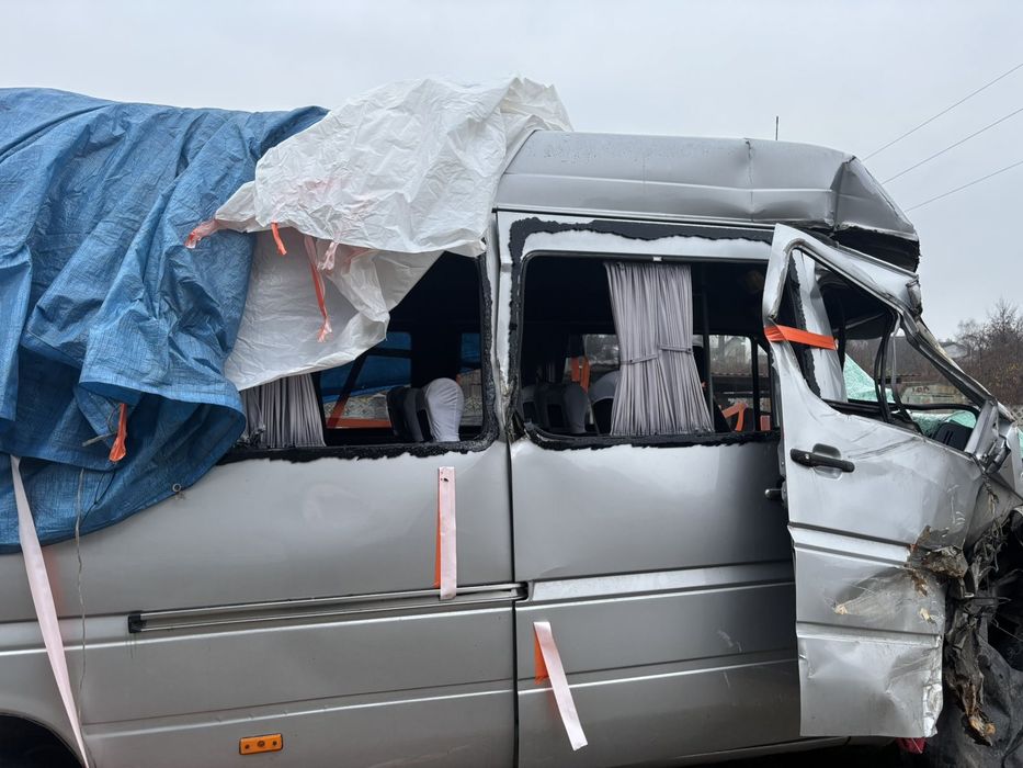 Автобус Mercedes Sprinter
