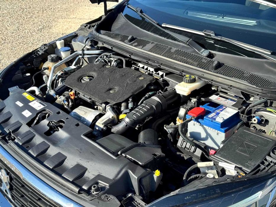 Peugeot 308 1.5 BlueHDi- Garantia Incluída