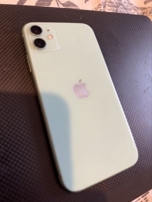 Iphone 11 64g  miętowy