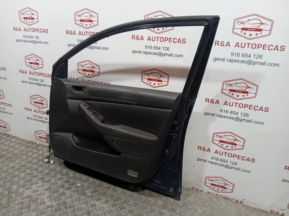 Porta Frente Direita Toyota Avensis II 2 Original