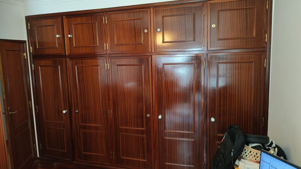 Armário embutido já desmontado