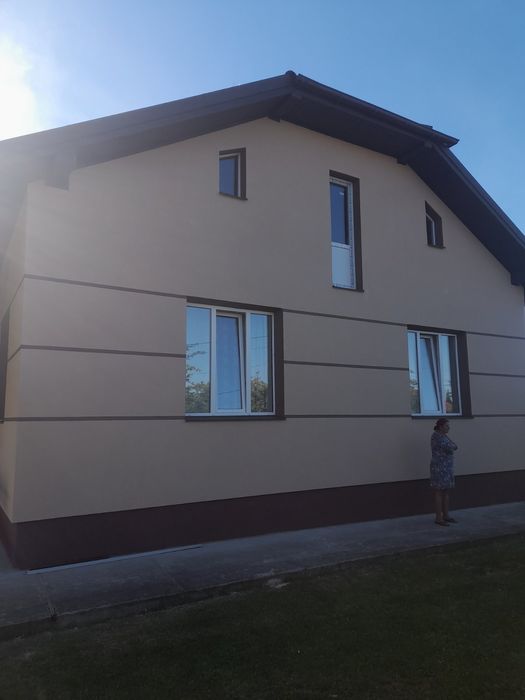 Фасадні роботи утеплення будинку пінопласт мінвата панелі для фасаду