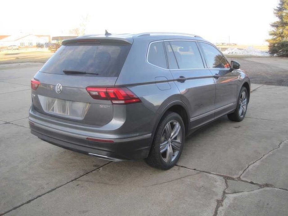 Volkswagen  Tiguan SEL      2019
