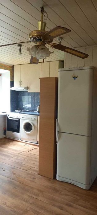 2 квартира 600-річчя вулиця 1 поверх з балконом