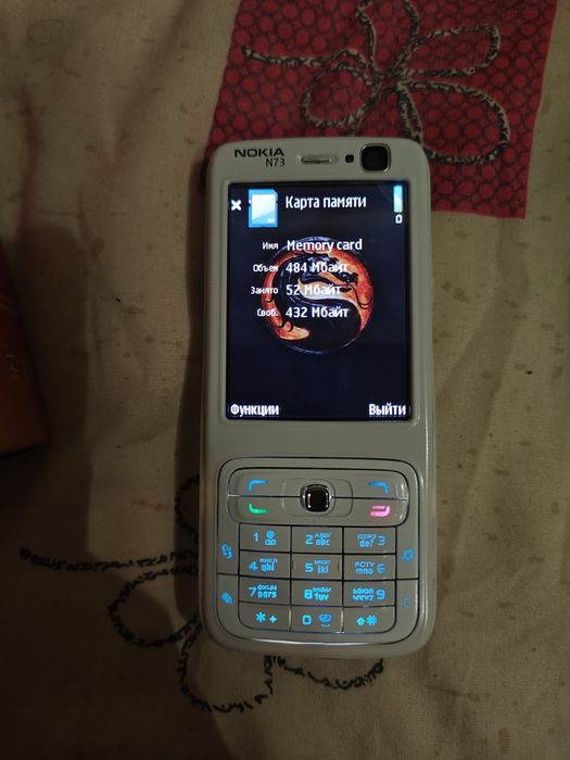 Nokia N73,з колекції.