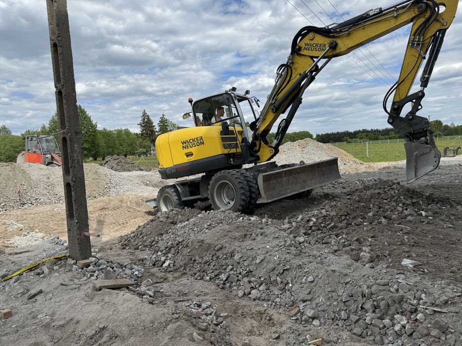 Usługi minikoparka koparka ładowarka