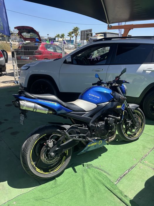 Suzuki GSR 600cc A2 98hp 20,000km
