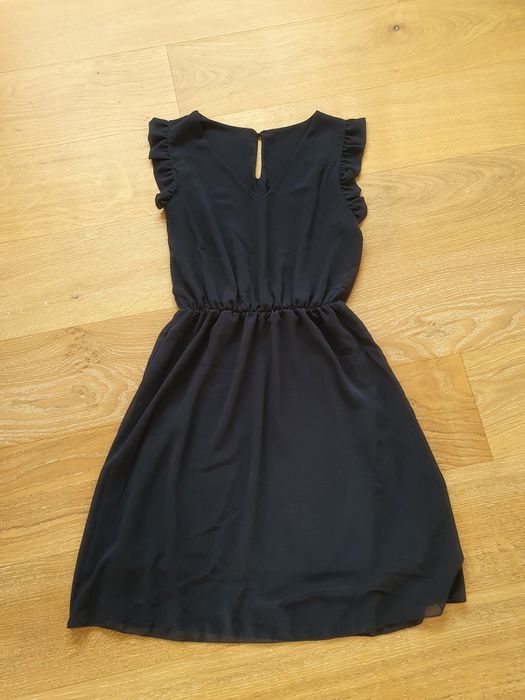 Sukienka zwiewna na lato granatowa