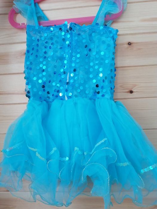 Niebieska sukienka z cekinami 110- strój Elsa, bal przebierańców-NOWA