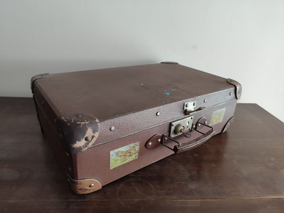 Stara walizka podróżna z czasów PRL-u, Vintage Retro