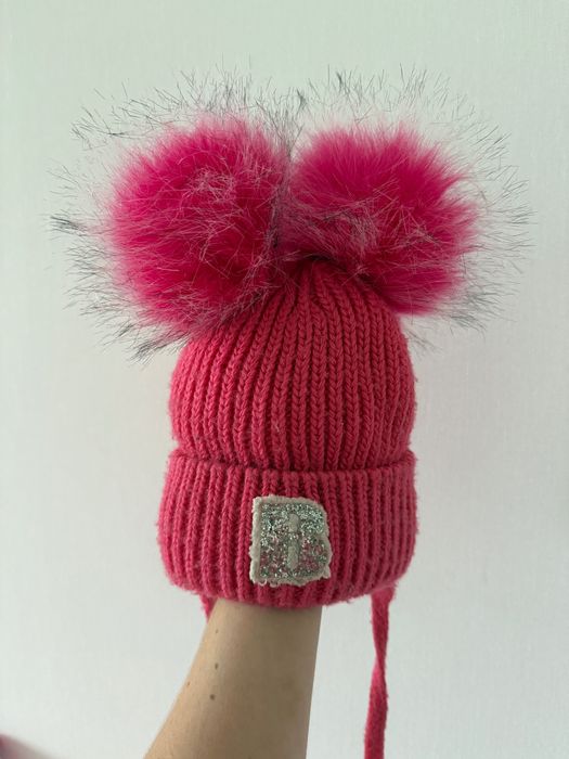 Зимова шапка на дівчинку 2-3 роки