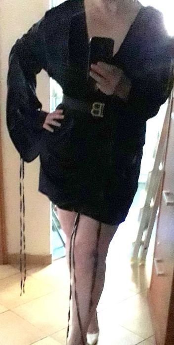 PrettyLittleThing-satynowa marszczona sukienka roz.56/58