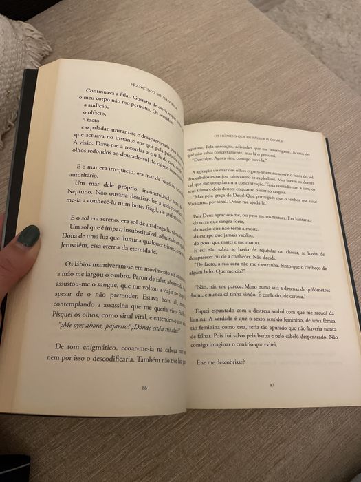 Livro “os homens que os passaros comem”