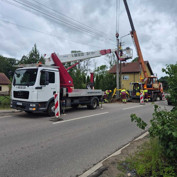 Podnosnik Koszowy 6x6, 30m, 26m, 18m Samojezdne Genie 16m